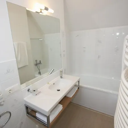 Hotel Smilciu Boutique Hotel, Tubinas